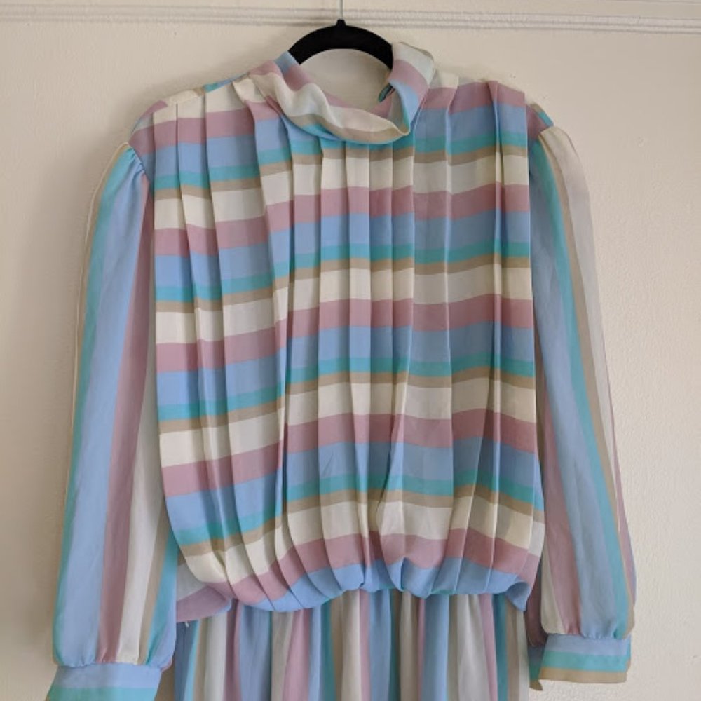 Vintage Long Sleeve Striped Flowy Maxi Dress - Picture 3 of 3